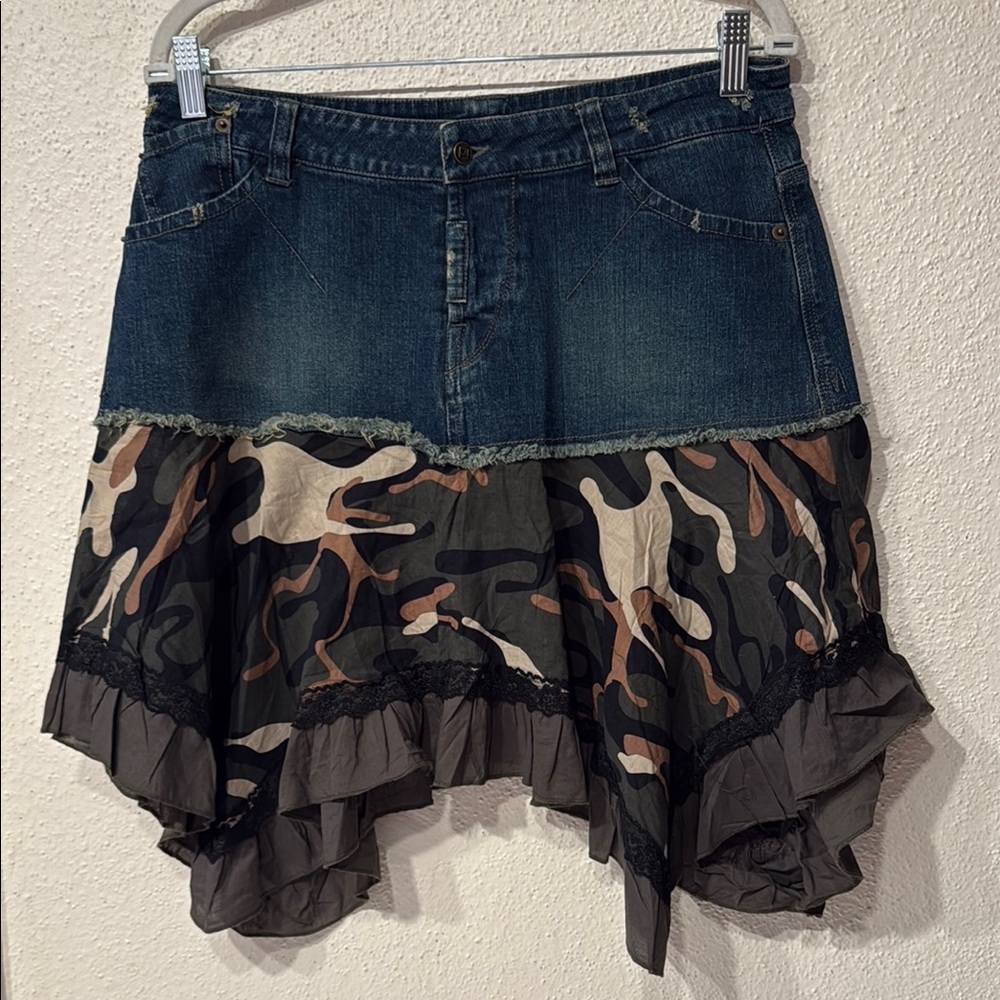 Pinky Asymmetrical High-Low Skirt in Blue and Brown jeans/Camo New Without Tag